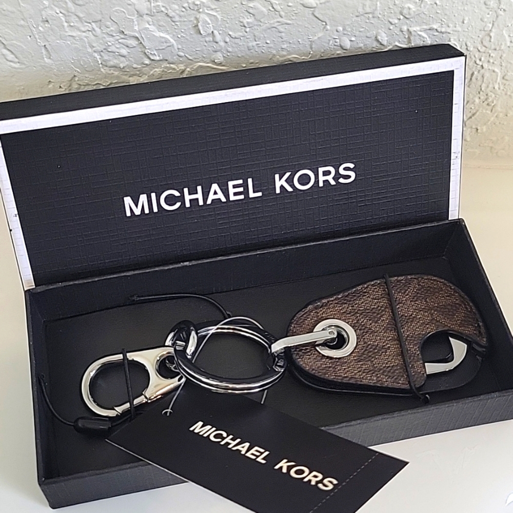 NWT MICHAEL KORS bottle opener keyfob